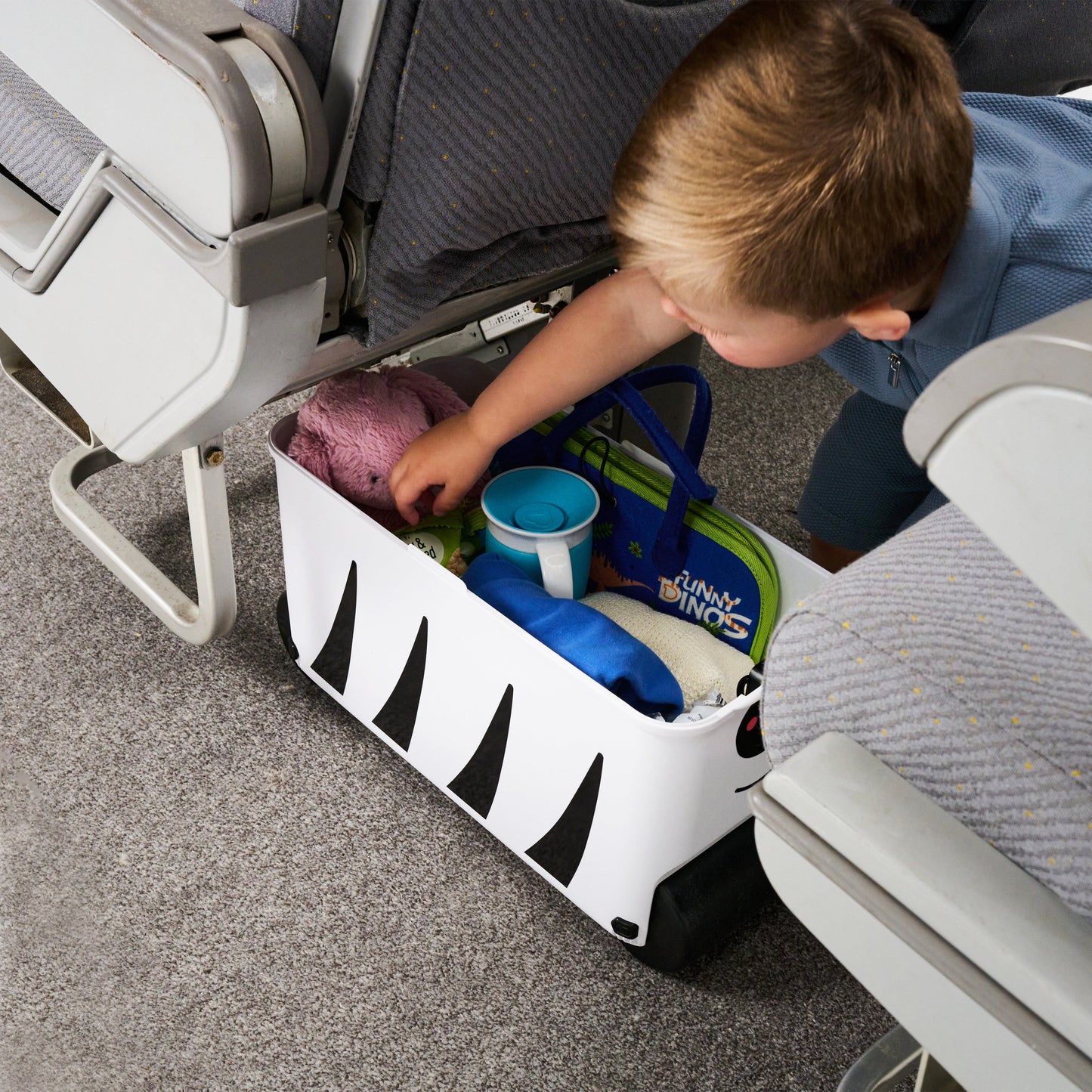 Kids Ride-on Suitcase: Zebra
